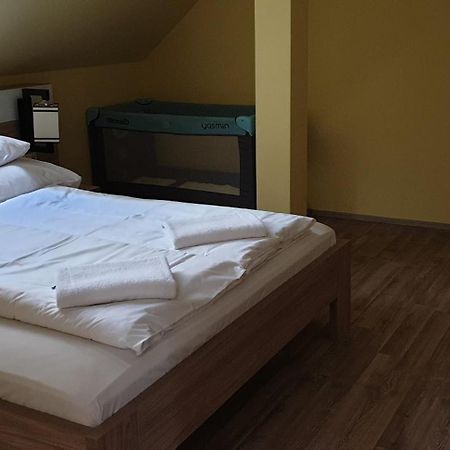 Szabo Lux Apartman Sárvár Esterno foto
